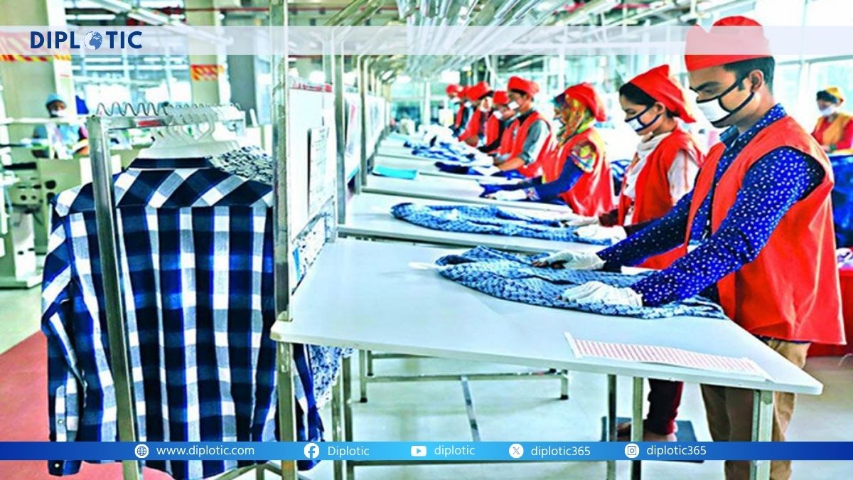 যুক্তরাষ্ট্রে বাংলাদেশের পোশাক রপ্তানি বেড়েছে ১৫ শতাংশেরও বেশি