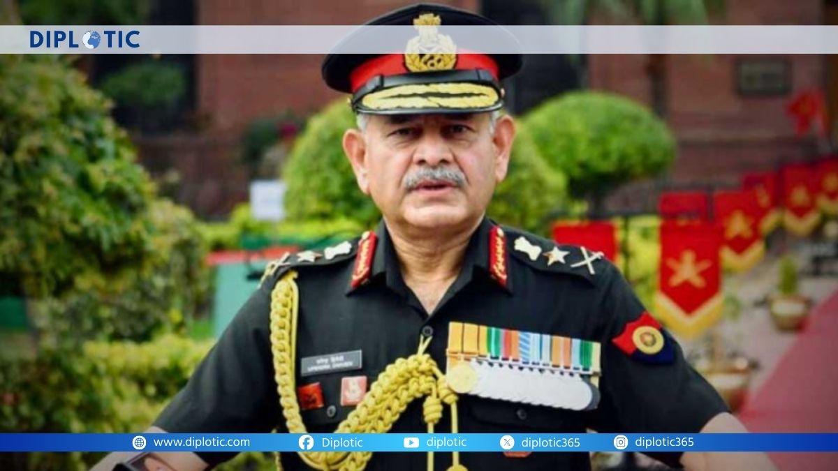 ভুল বোঝাবুঝি এড়াতে বাংলাদেশের সেনাপ্রধানের সাথে নিয়মিত যোগাযোগ বজায় রাখছে ভারত: ভারতীয় সেনাপ্রধান